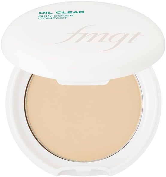 OIL CLEAR SKIN COVER COMPACT 203