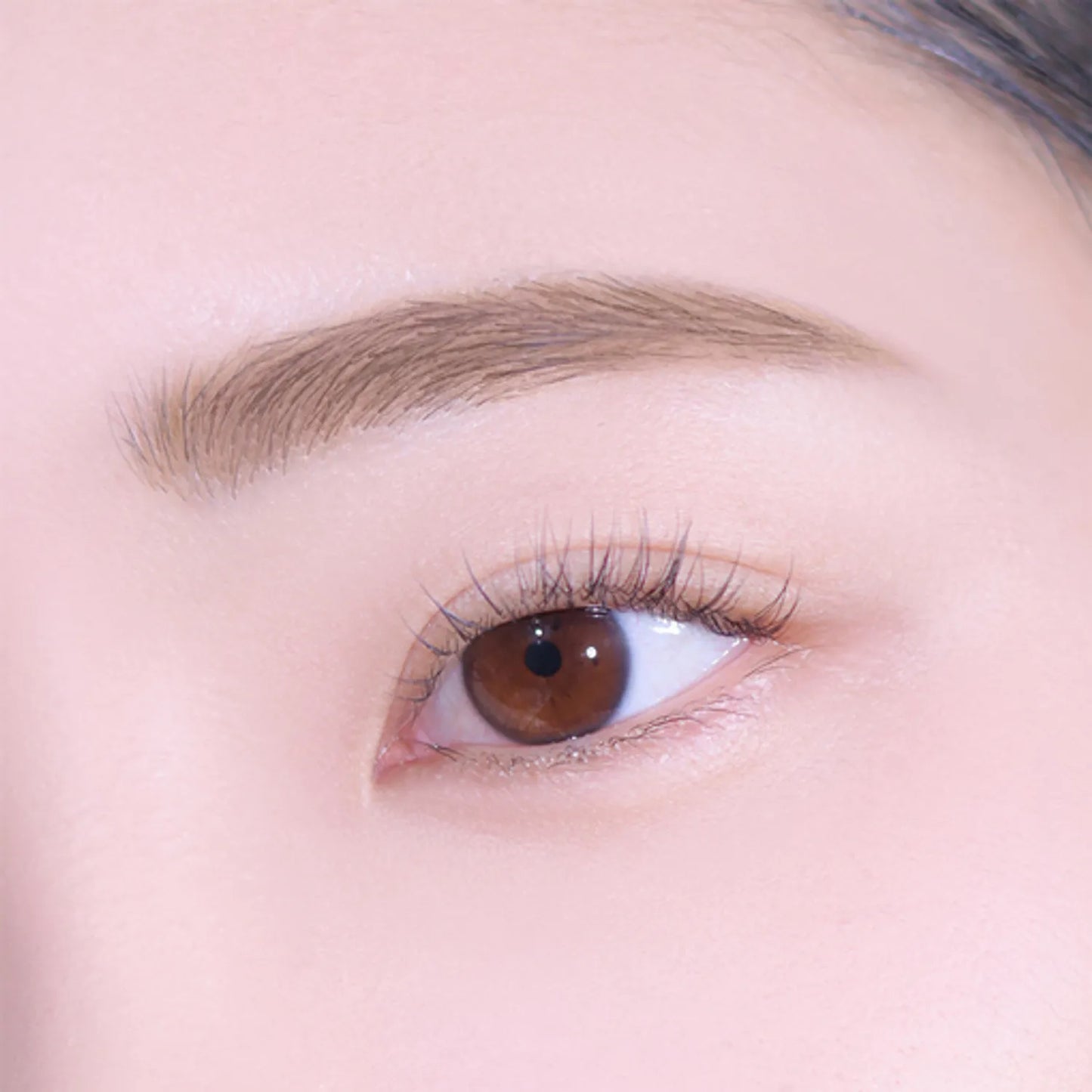 ES.  THE BROW EASY SHAPING PENCIL #4
