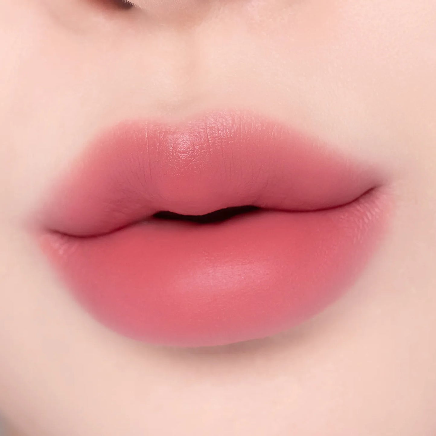 ES.  (VG)COUTURE LIP TINT BLUR VELVET #6